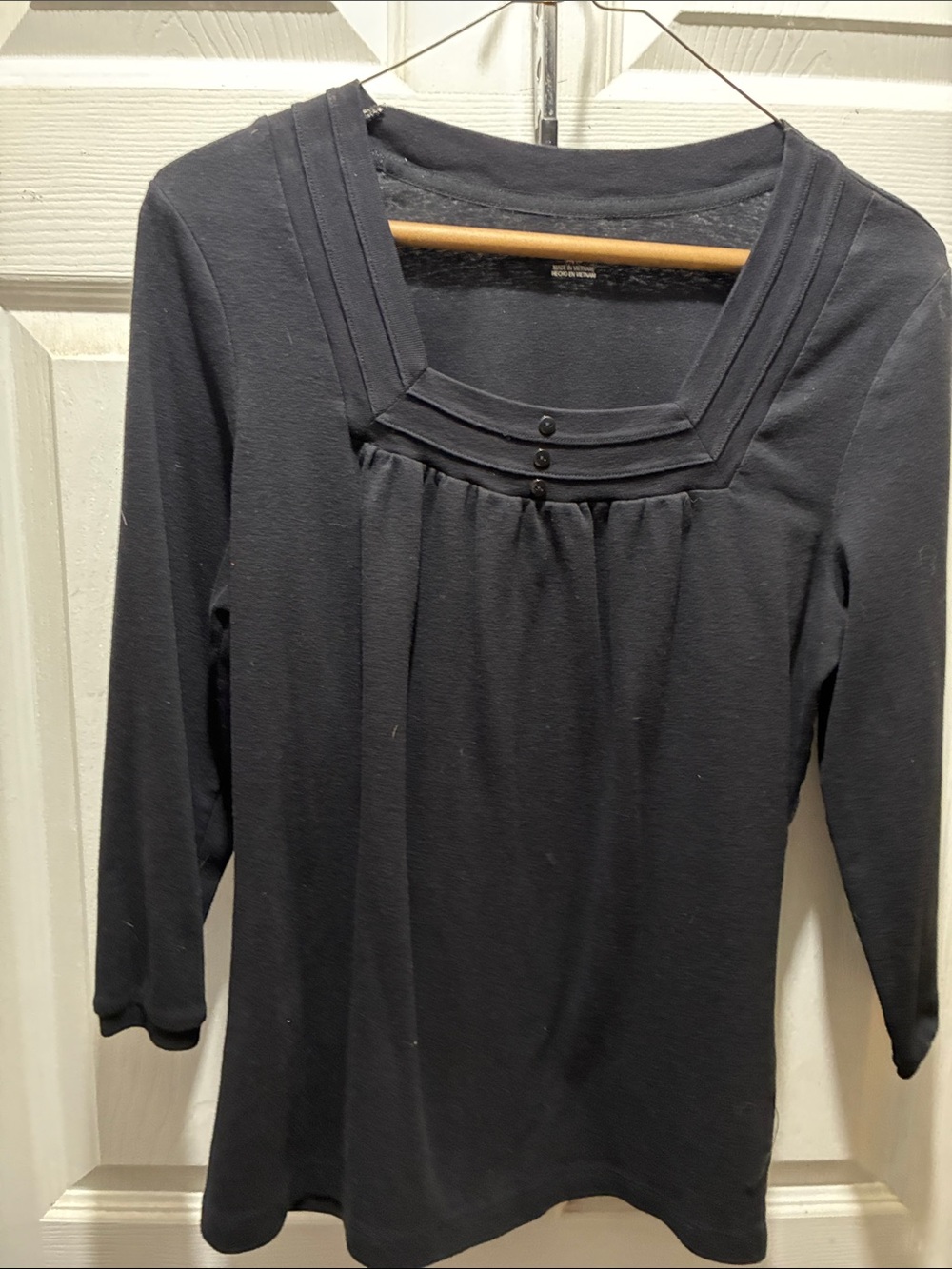 Classic Square-Neck 3/4Sleeve Top - Black